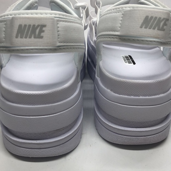 Women’s Nike Icon Classic sandal NA White DH0224-100 USED R mark inside size 9 - Picture 9 of 13